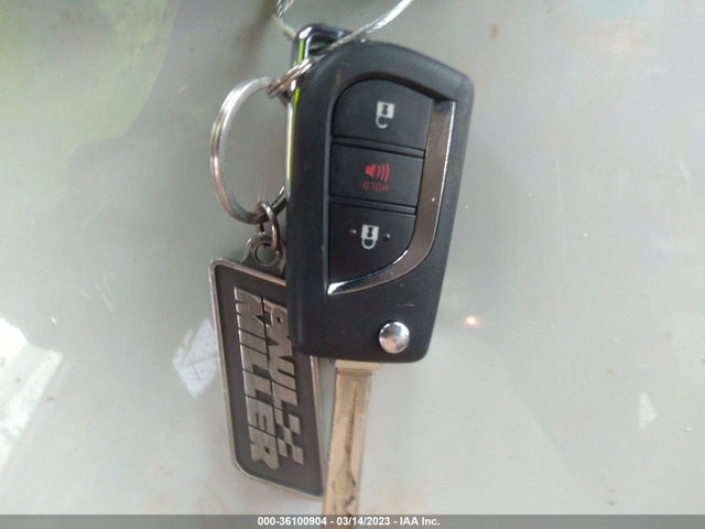 2020 TOYOTA RAV4 LE VIN: JTMF1RFV8LD068820