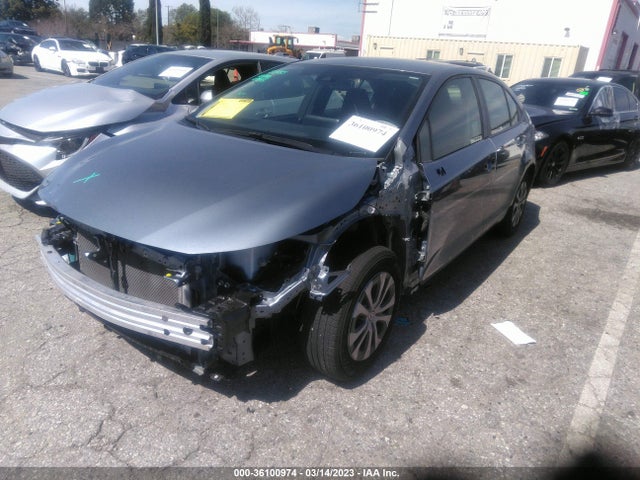 Toyota Corolla Hybrid Le 2022 JTDEAMDE0N3001686 Image 2