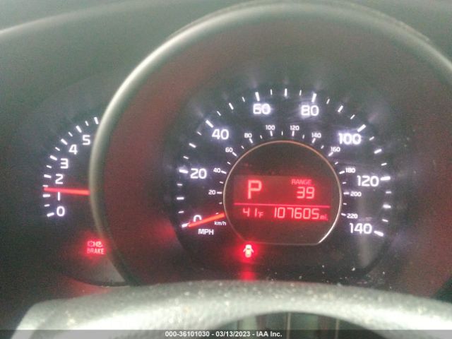KNDJN2A21E7111351 KIA Soul Base