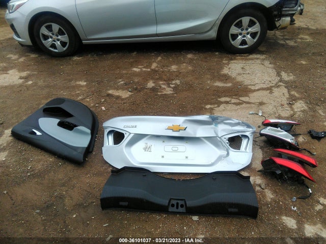 Chevrolet CRUZE LS 2019 1G1BC5SM0K7114743 Image 4