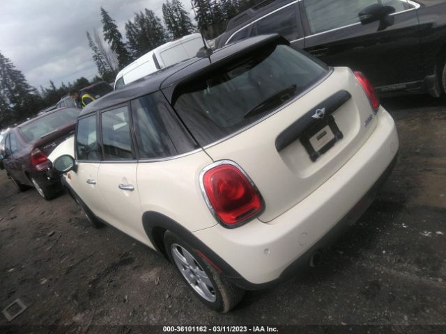 WMWXU1C5XG2A93267 Mini COOPER HARDTOP 4 DOOR
