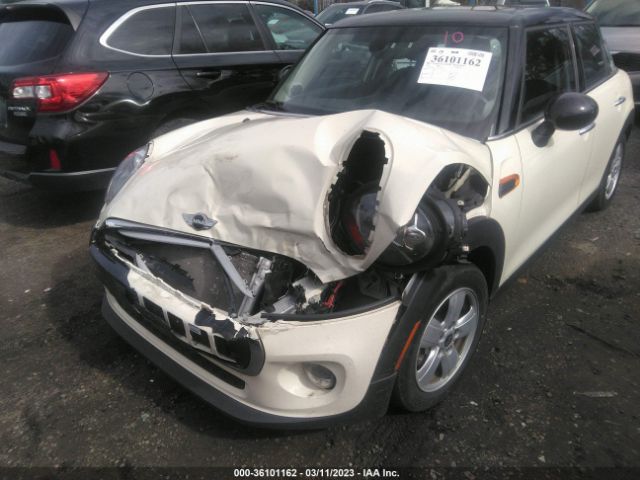 WMWXU1C5XG2A93267 Mini COOPER HARDTOP 4 DOOR