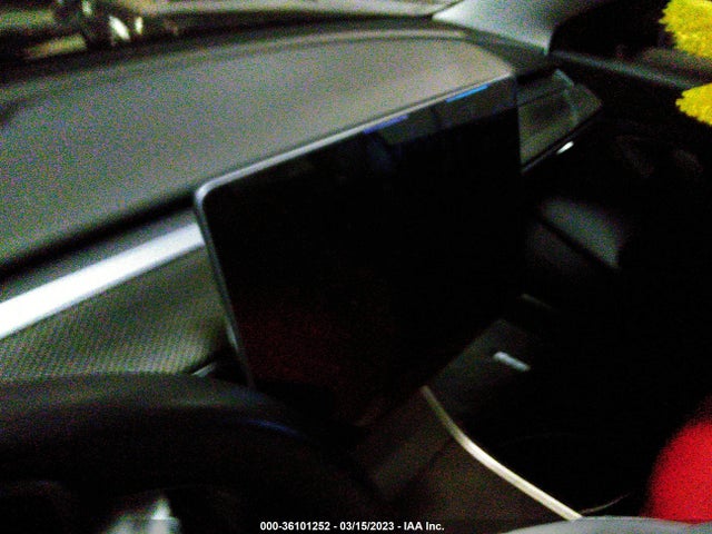 2019 Tesla 3, VIN: 5YJ3E1EBXKF389300