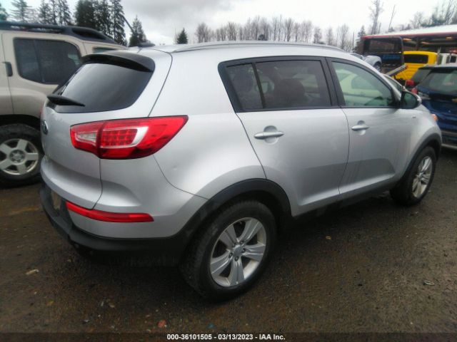 KNDPBCA27D7390943 KIA Sportage Lx