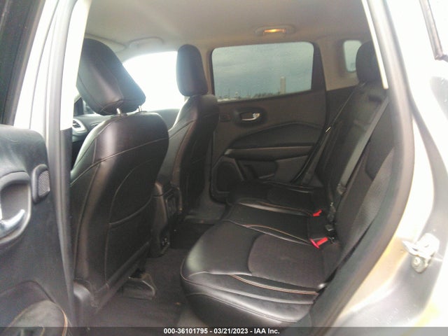 3C4NJDBB4JT162534 Jeep Compass Latitude