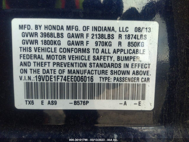 19VDE1F74EE006016 Acura Ilx Tech Pkg