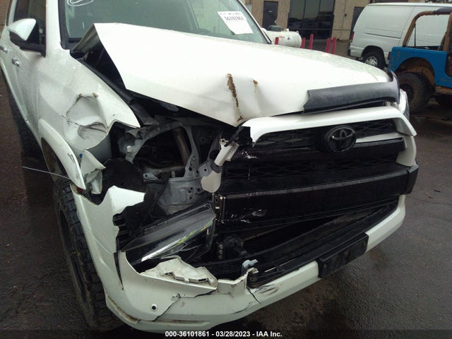 Toyota 4RUNNER SR5 2018 JTEBU5JR9J5534265 Image 7