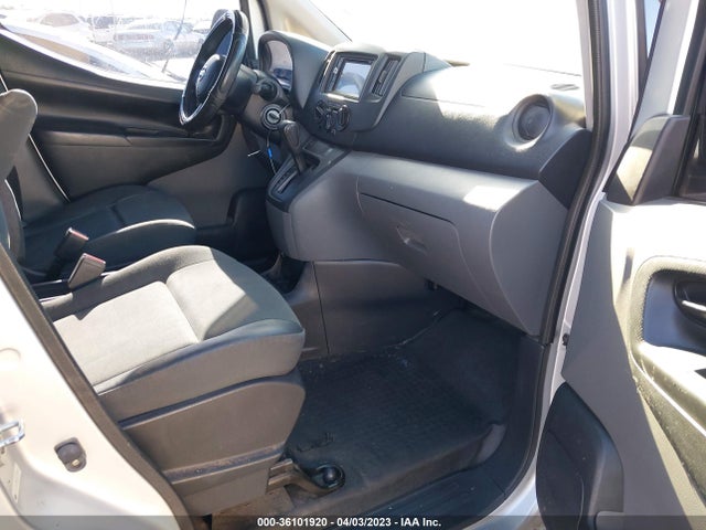 2015 Nissan NV 200, VIN: 3N6CM0KN2FK721803