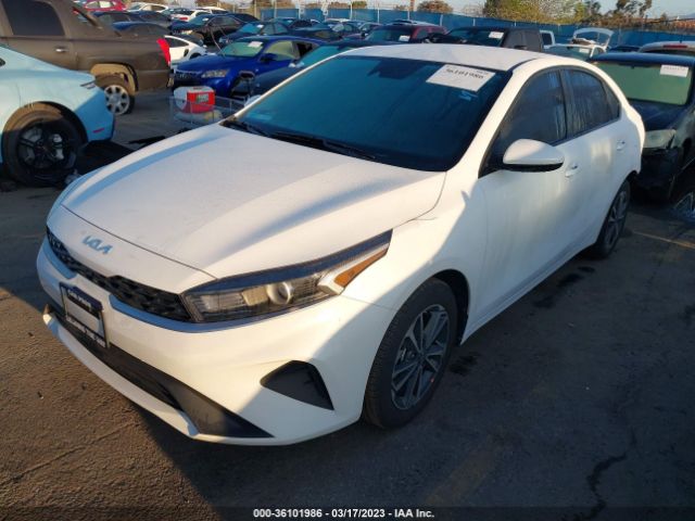 3KPF24AD6PE561074 KIA Forte Lxs