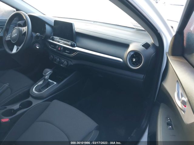 3KPF24AD6PE561074 KIA Forte Lxs