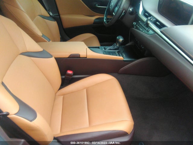 58AB21B1XKU001039 Lexus Es Es 300h