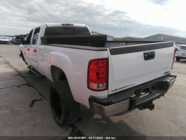 1GT110C82EF177219 GMC Sierra 2500hd Sle