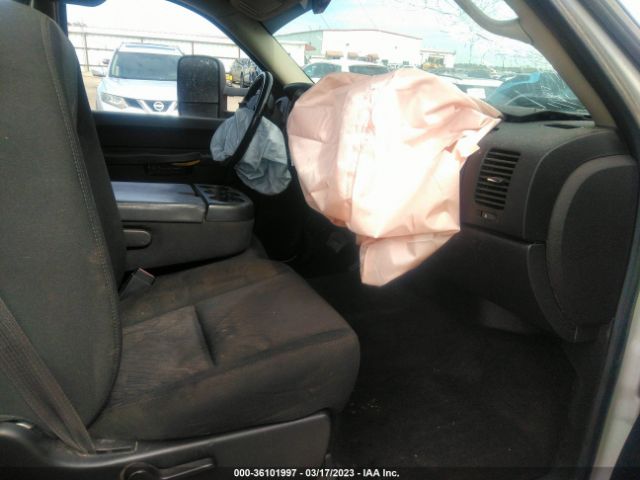 1GT110C82EF177219 GMC Sierra 2500hd Sle