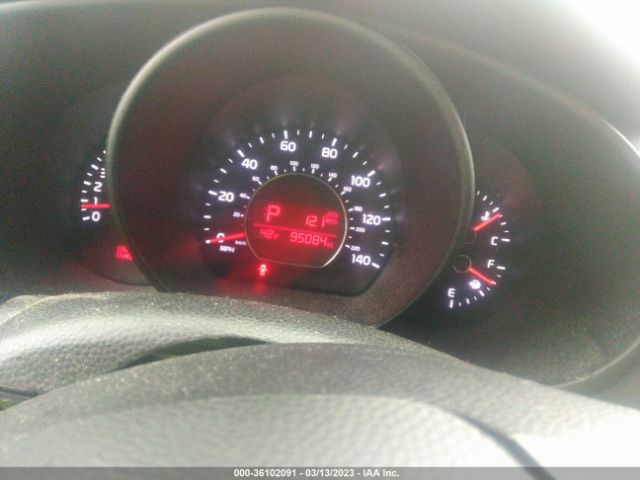 KNDJX3A50F7215616 KIA Soul !