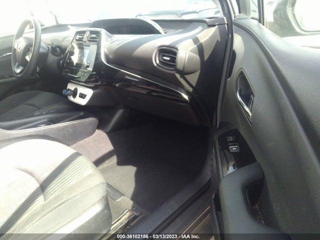 Toyota Prius Two 2016 JTDKBRFU2G3525457 Image 6