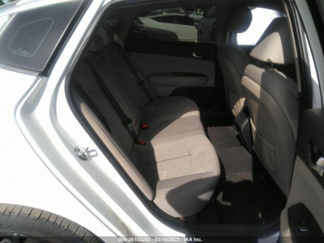 KNAGT4LE2H5012814 KIA Optima Hybrid Base