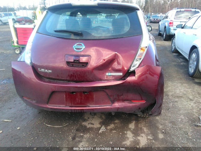 2017 Nissan Leaf, VIN: 1N4BZ0CP8HC302076