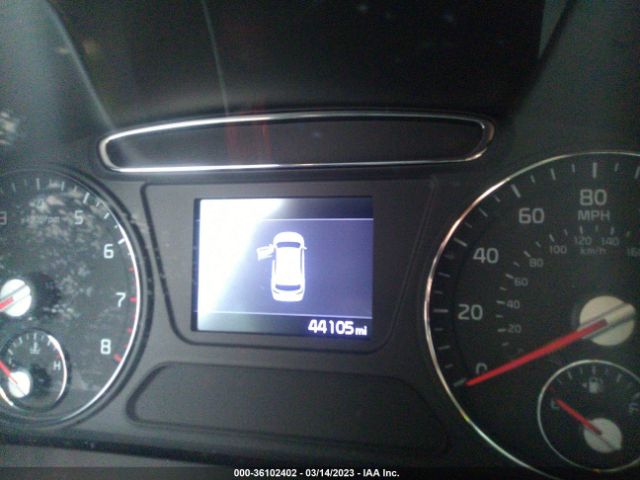 5XYPG4A37KG569127 KIA SORENTO LX