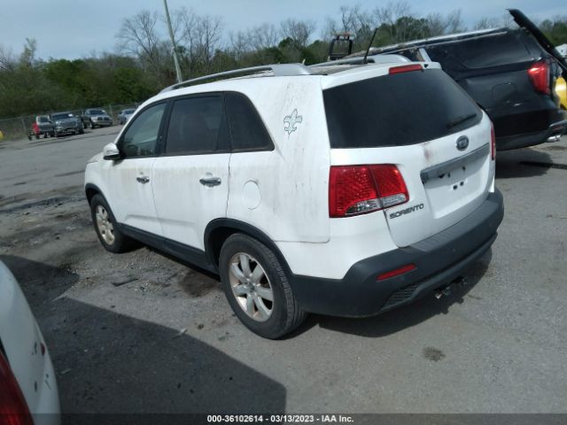 5XYKT3A6XDG380226 KIA SORENTO LX