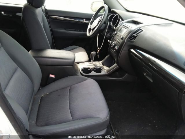 5XYKT3A6XDG380226 KIA SORENTO LX