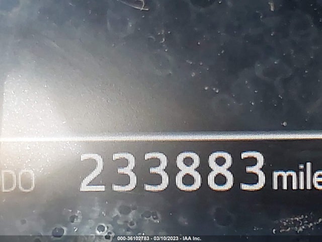 2018 TOYOTA RAV4 LE VIN: JTMZFREV0JJ152032
