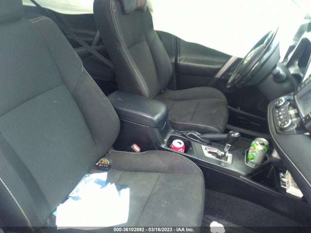 2017 Toyota RAV4, VIN: JTMRJREV0HD067909