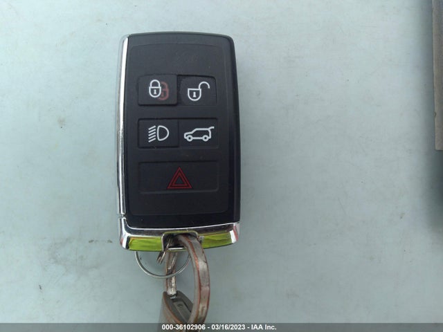 2023 Land Rover Defender, VIN: SALEJ7EX7P2132925