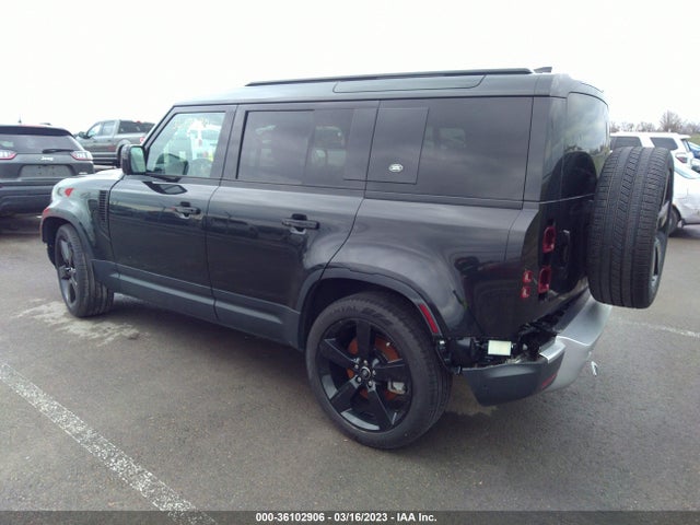 2023 Land Rover Defender, VIN: SALEJ7EX7P2132925