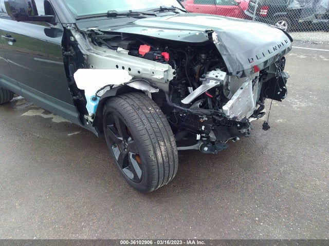 2023 Land Rover Defender, VIN: SALEJ7EX7P2132925