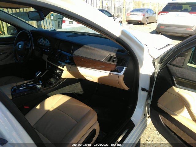 BMW 5 Series 528i Xdrive 2016 WBA5A7C52GG149396 Image 7