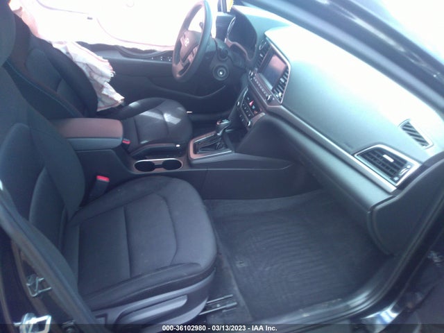 2018 HYUNDAI ELANTRA SEL VIN: 5NPD84LF7JH347637
