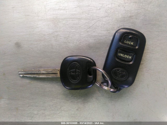 2006 TOYOTA COROLLA LE VIN: JTDBR32EX60090680