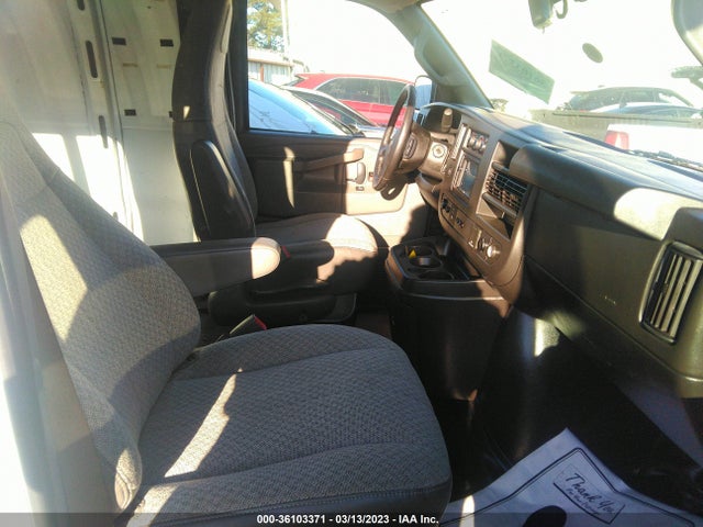 Chevrolet EXPRESS CARGO VAN 2020 1GCWGBFG4L1139889 Image 5