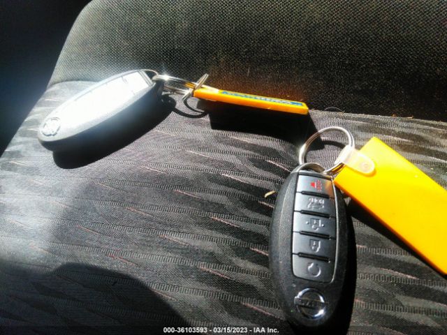 JN8AT2MT7LW038567 Nissan ROGUE SV