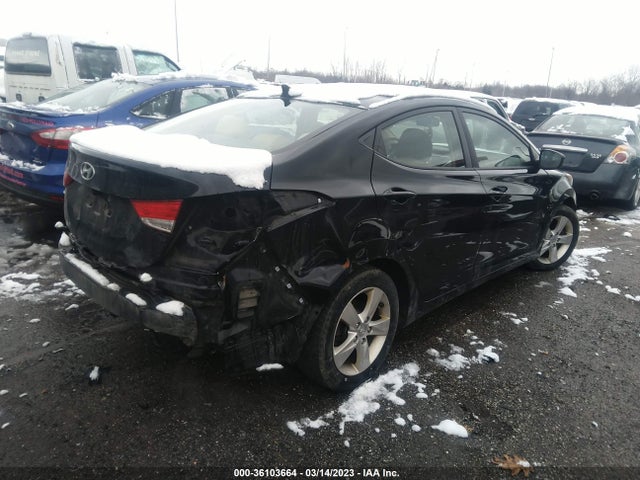 2013 HYUNDAI ELANTRA GLS VIN: 5NPDH4AE9DH161094