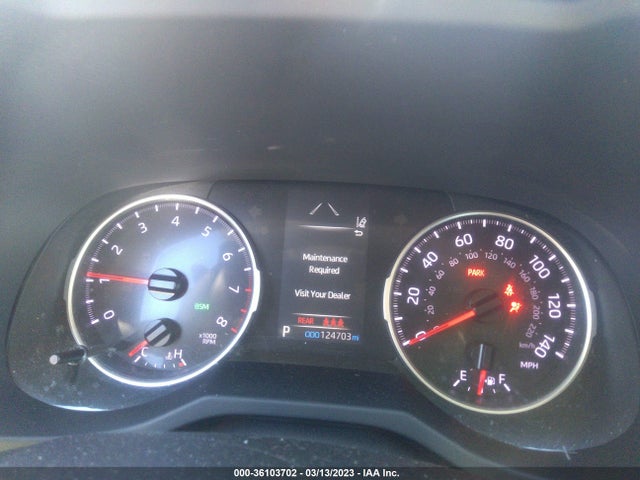 2019 TOYOTA RAV4 XLE VIN: JTMW1RFV5KD015331