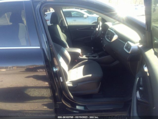 5XYPG4A38GG061904 KIA SORENTO LX