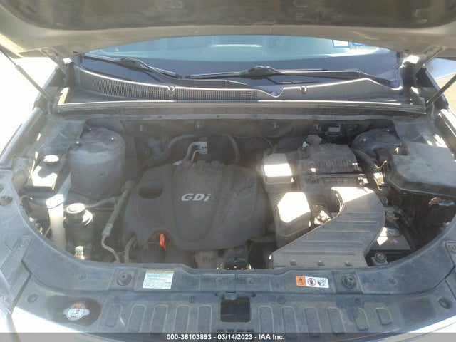 2013 KIA SORENTO LX VIN: 5XYKT3A67DG382175