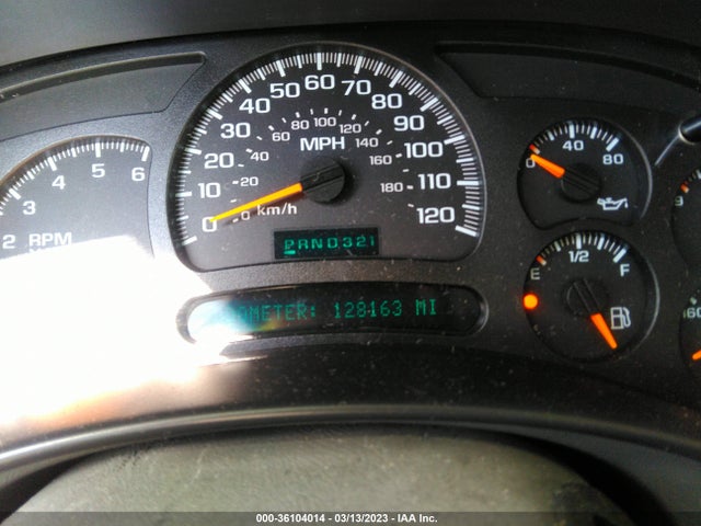 GMC YUKON SLT 2005 1GKEC13T95R107855 Image 8