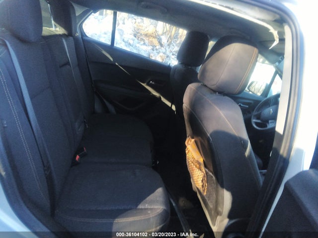 Chevrolet TRAX LS 2020 3GNCJNSB2LL201998 Image 8
