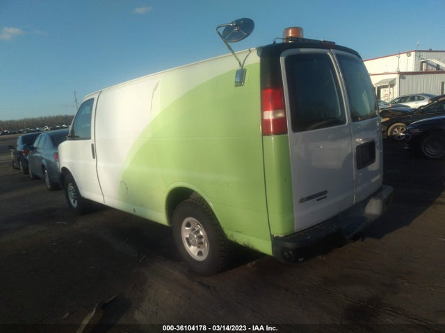 2011 CHEVROLET EXPRESS CARGO VAN VIN: 1GCWGFCB6B1122526