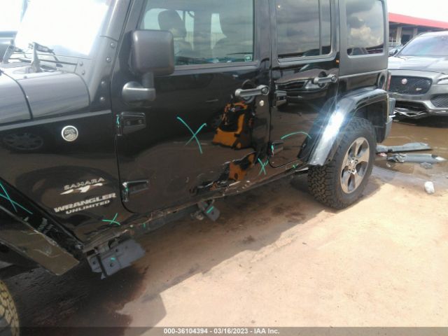 1C4BJWEG8HL733129 Jeep Wrangler Unlimited Sahara