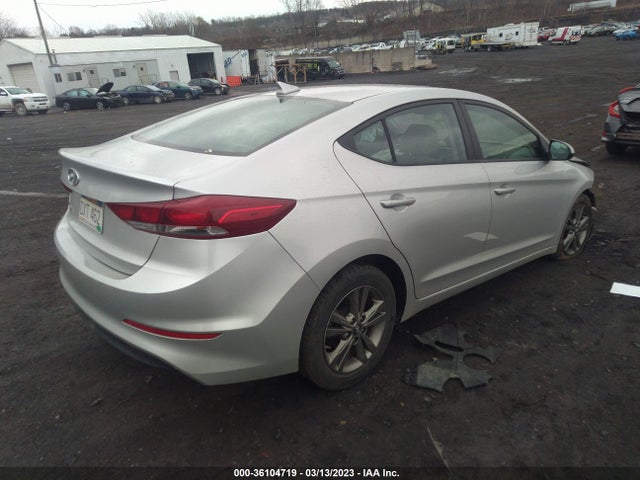 2018 HYUNDAI ELANTRA SEL VIN: 5NPD84LF3JH227818