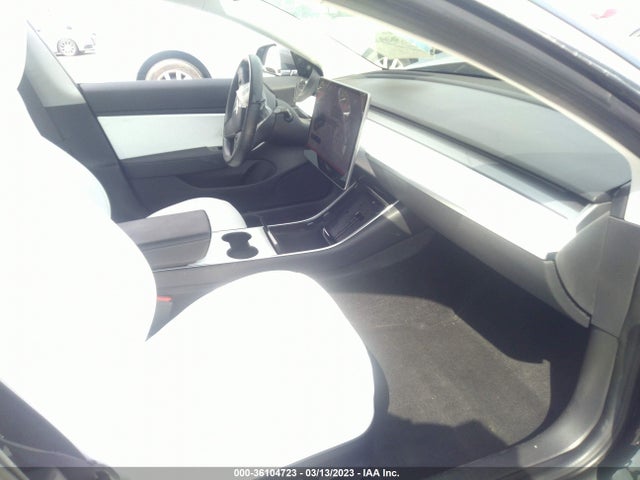 Tesla Model 3 Long Range 2018 5YJ3E1EB9JF097247 Image 7