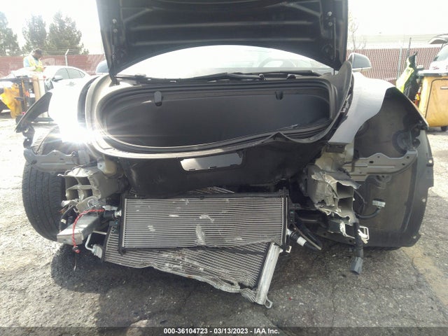 Tesla Model 3 Long Range 2018 5YJ3E1EB9JF097247 Image 8