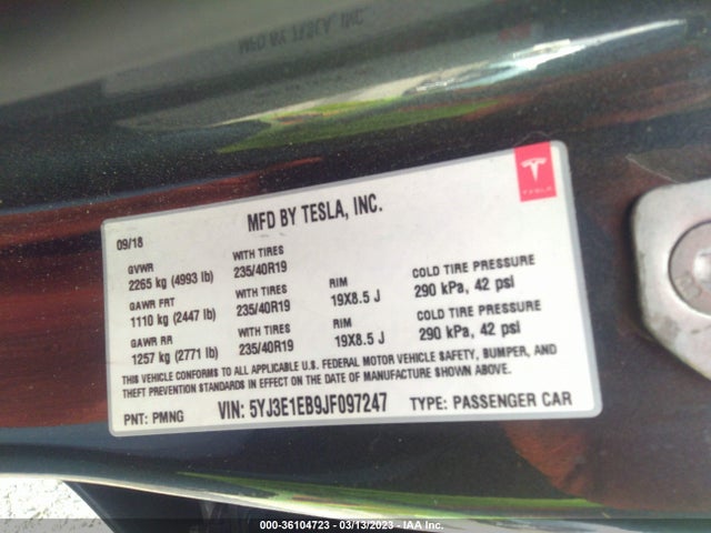 Tesla Model 3 Long Range 2018 5YJ3E1EB9JF097247 Image 11