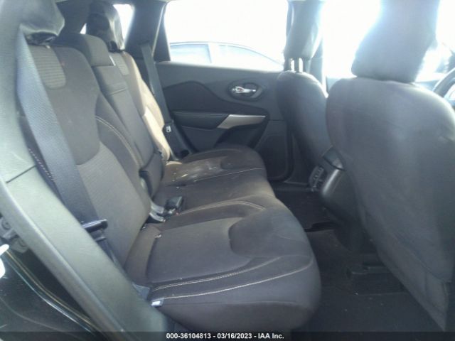 1C4PJLCB0HW642835 Jeep Cherokee Latitude