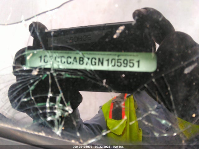 1C3CCCAB7GN105951 Chrysler 200 Limited
