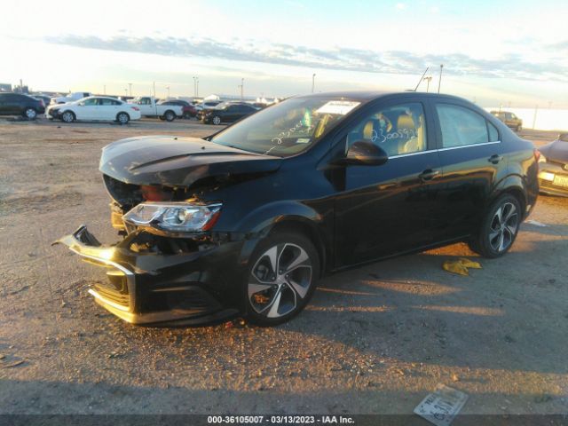 Chevrolet Sonic Premier 2019 1G1JF5SB8K4122057 Image 2