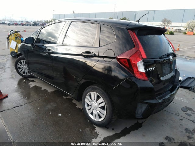 Honda FIT LX 2015 3HGGK5H5XFM707099 Image 3